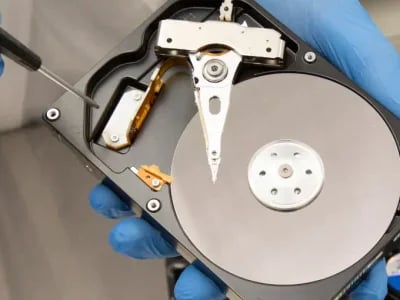 Datenrettung bei defekten SSDs: Herausforderungen und Lösungen