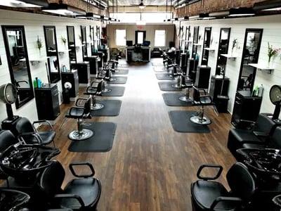 Wellness & Spa Einrichtung mit Stil – Friseureinrichtung vom Fachhändler