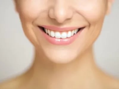 Zahnschienen und Kieferorthopädie: Zusammenarbeit für beste Ergebnisse