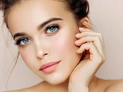 Ästhetische Korrekturen mit harmonyca – Faire Preise garantiert