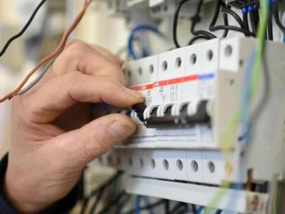VDE Prüfung gemäß DGUV Vorschrift 3: Ein wichtiger Beitrag zur Arbeitssicherheit