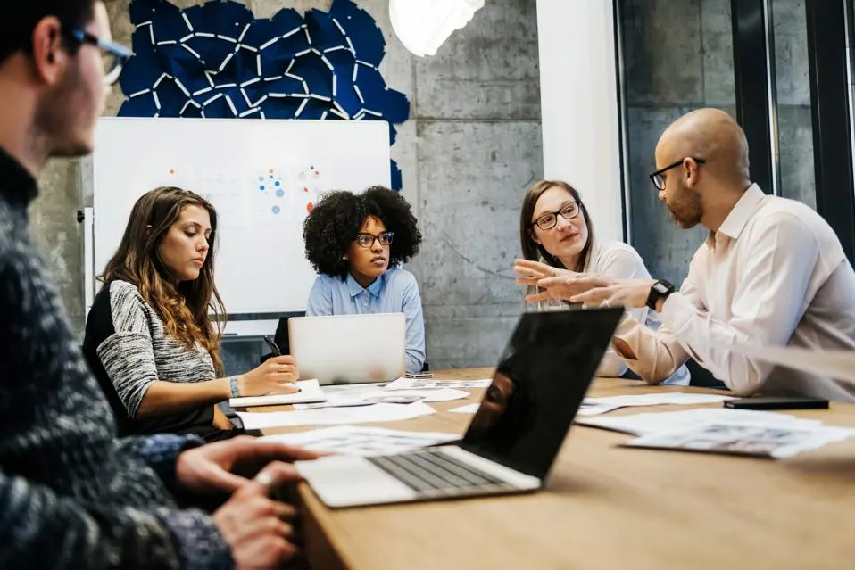 Steigern Sie den Reifegrad Ihrer Agilität: Scrum Master & Product Owner Training bei PURE Consultant
