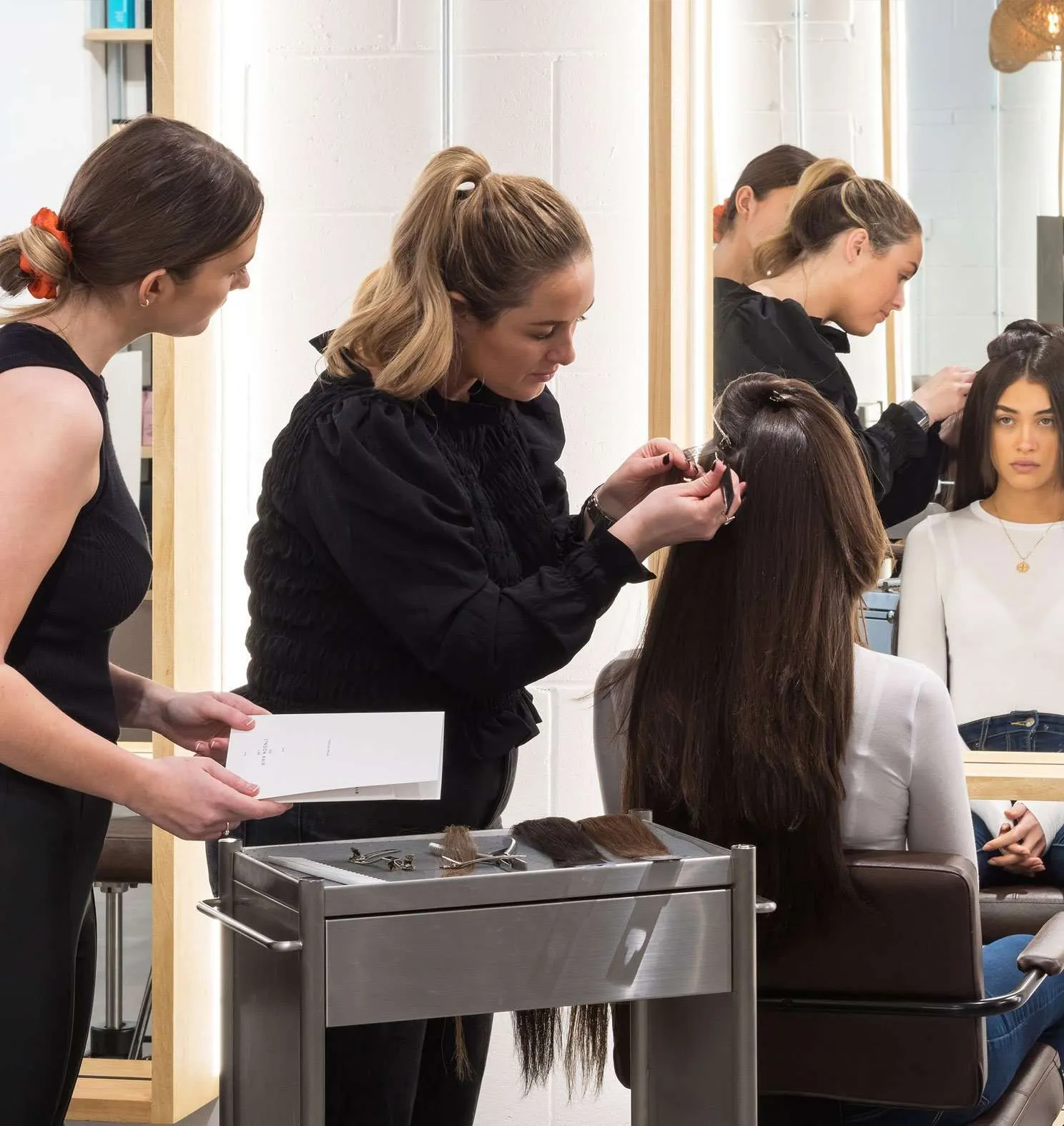 Vertrauen Sie uns für diskrete Haarverdichtung in Darmstadt