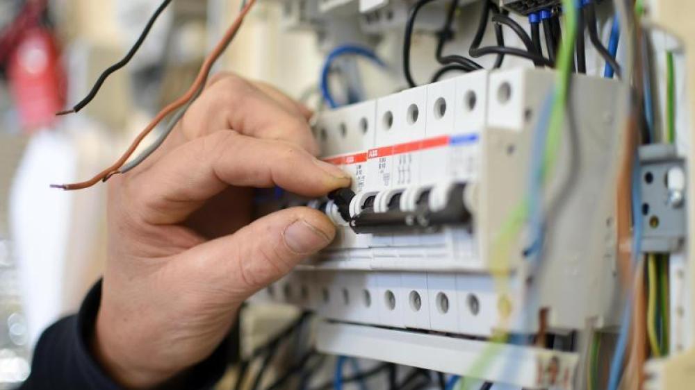 VDE Prüfung gemäß DGUV Vorschrift 3: Ein wichtiger Beitrag zur Arbeitssicherheit